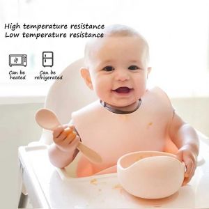 Babyshopp מוצרי תינוקות סינר + כף + קערה/צלחת עשויים סיליקון איכותי לילדים ותינוקות במגוון צבעים (כ-21) גמיש וקל לניקוי